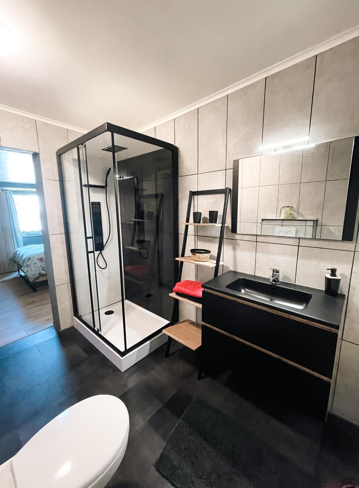 Bed and Breakfast Le Petit Broux Эвей Экстерьер фото