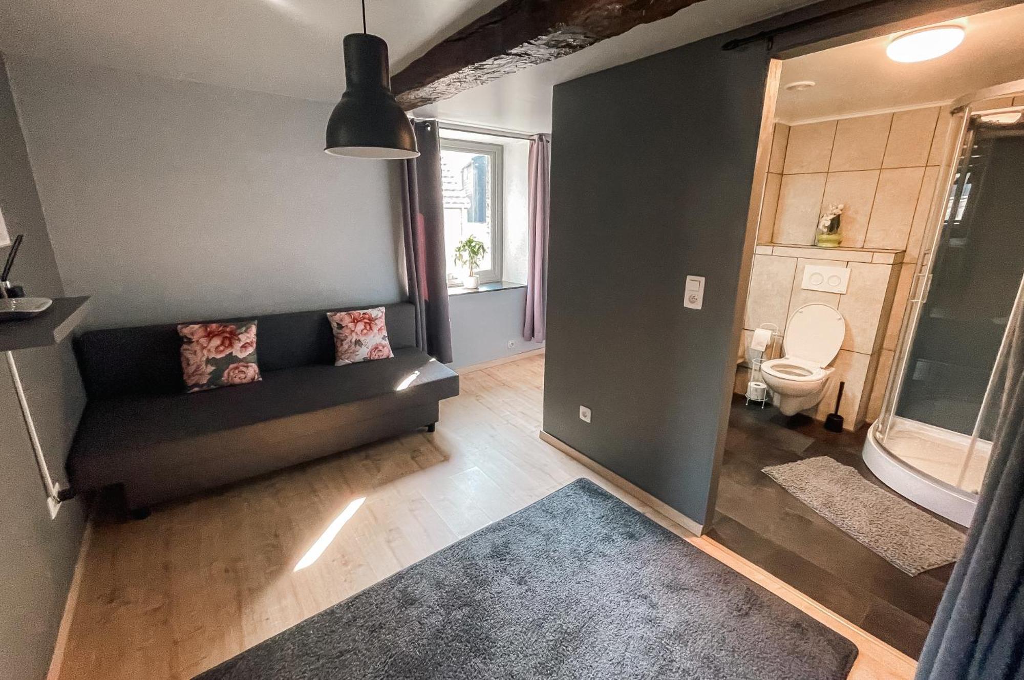Bed and Breakfast Le Petit Broux Эвей Экстерьер фото