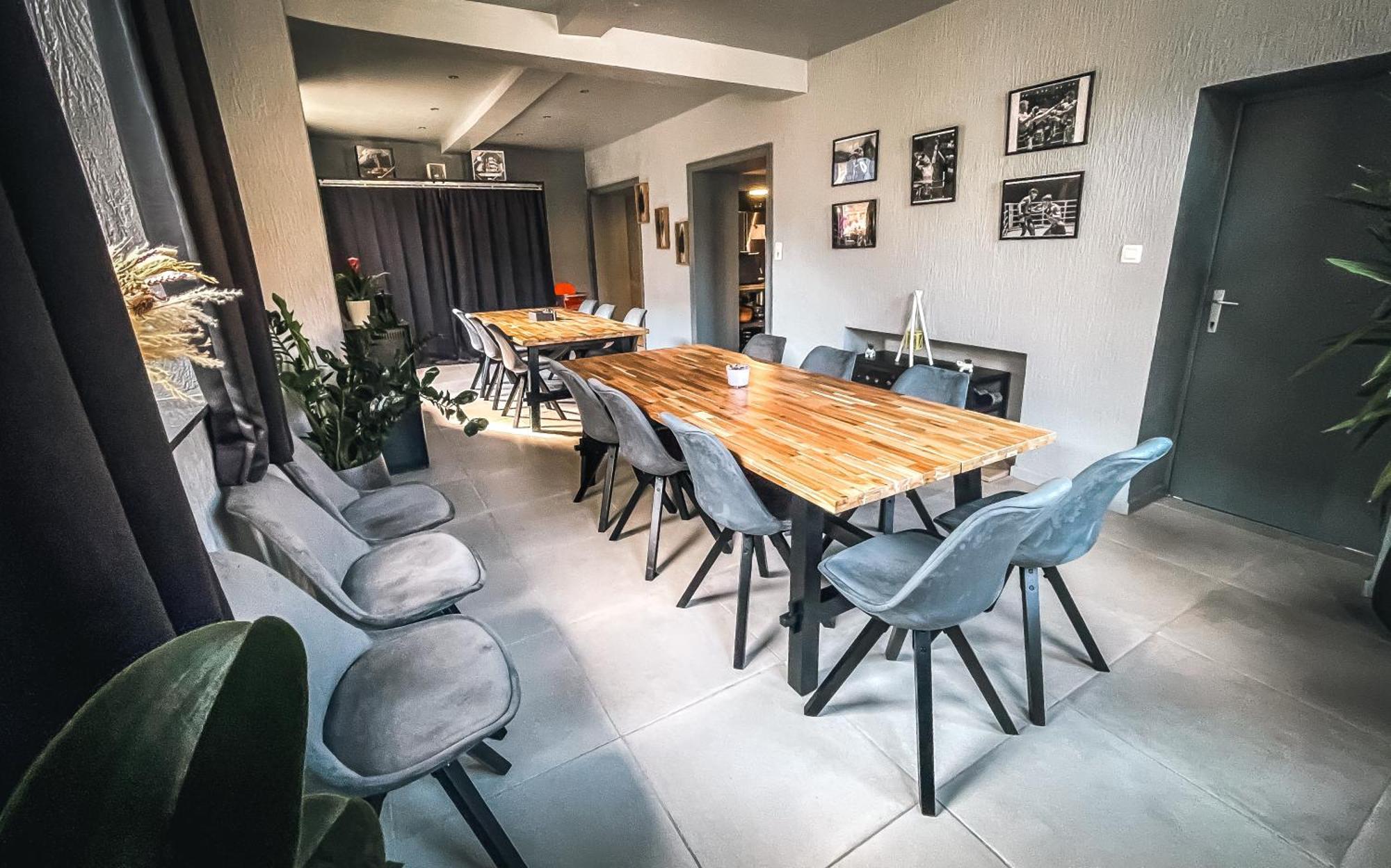 Bed and Breakfast Le Petit Broux Эвей Экстерьер фото